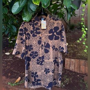 Manuhealiʻi Pua Keinikeni Button down in Coconut